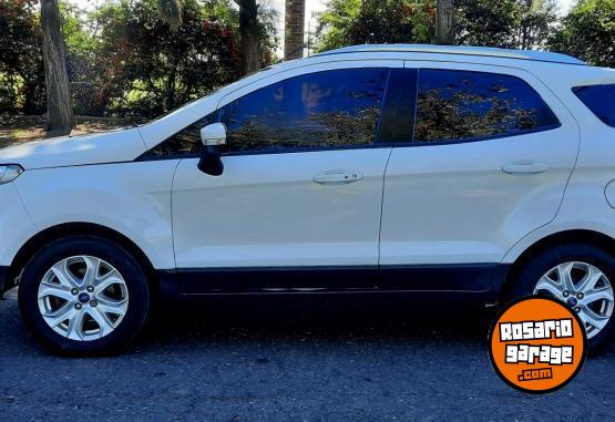 Camionetas - Ford ECO SPORT TITANIUM 1.6 2015 GNC 125000Km - En Venta