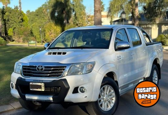 Camionetas - Toyota Hilux SRV 2014 Diesel 290000Km - En Venta