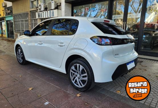 Autos - Peugeot 208 allure 2022 Nafta 21000Km - En Venta