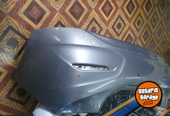 Accesorios para Autos - PARAGOLPE USADO DE CRUZE LTZ 2022 SIN SENSORES GRIS SATINE - En Venta