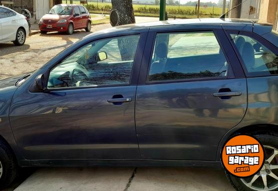 Autos - Seat IBIZA SR 2001 Nafta 121000Km - En Venta