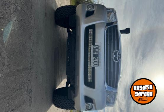 Camionetas - Toyota Hilux SRV 2014 Diesel 165000Km - En Venta