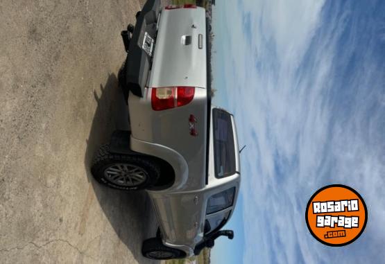 Camionetas - Toyota Hilux SRV 2014 Diesel 165000Km - En Venta