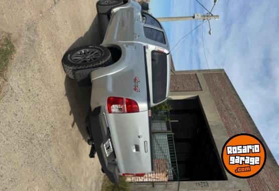 Camionetas - Toyota Hilux SRV 2014 Diesel 165000Km - En Venta