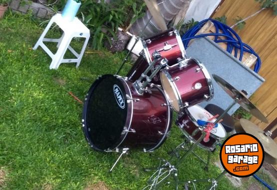 Instrumentos Musicales - BATERIA MAPEX PRODIGY 5 CUERPOS + PLATILLOS ZILDJIAN. - En Venta