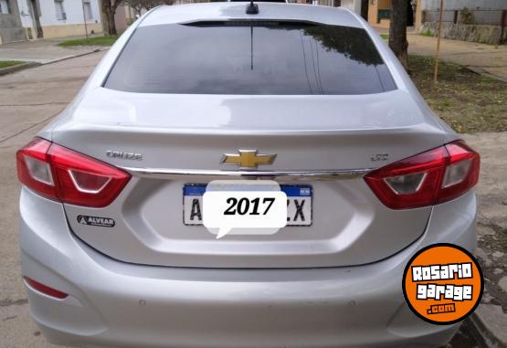 Autos - Chevrolet CRUZE 1,4 LTZ FULL 2017 Nafta 88000Km - En Venta