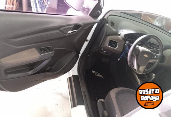 Autos - Chevrolet Prisma 2015 GNC 126000Km - En Venta
