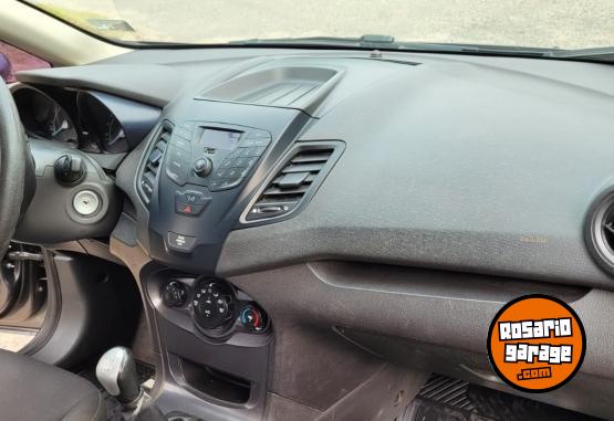 Autos - Ford Fiesta Kinetic S 1.6 2014 Nafta 125000Km - En Venta