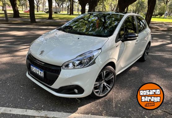 Autos - Peugeot 208 GT 2018 Nafta 46000Km - En Venta