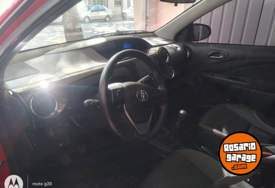 Autos - Toyota ETIOS 1.5 xls , caja 6ta 2019 Nafta 39000Km - En Venta