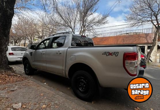Camionetas - Ford Ranger 2016 Diesel 139000Km - En Venta