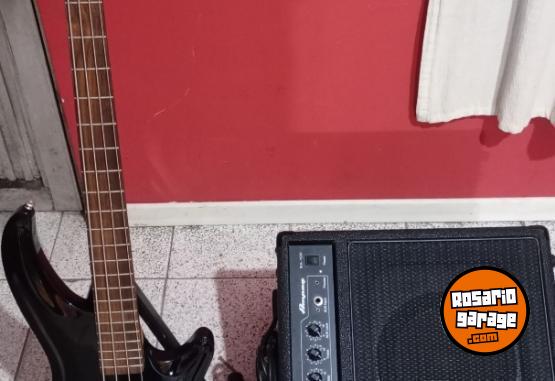 Instrumentos Musicales - Vendo bajo cort curbow B42 y ampli Ampeg BA-108 - En Venta