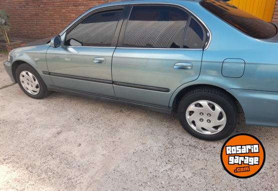 Autos - Honda Civic lx 1999 Nafta 220000Km - En Venta