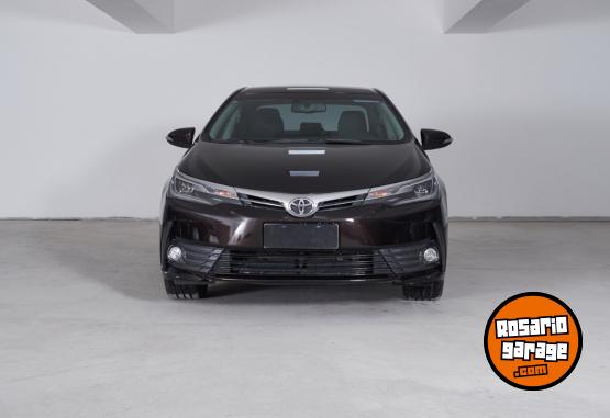 Autos - Toyota Corolla SEG 2017 Nafta 85000Km - En Venta