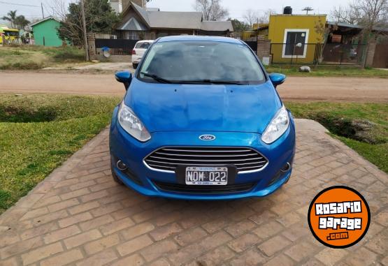 Autos - Ford Fiesta se plus 2014 Nafta 114000Km - En Venta