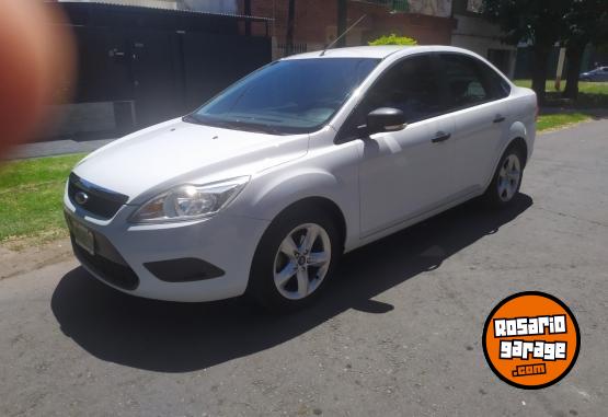 Autos - Ford Focus exe 1.6 2012 Nafta 140000Km - En Venta