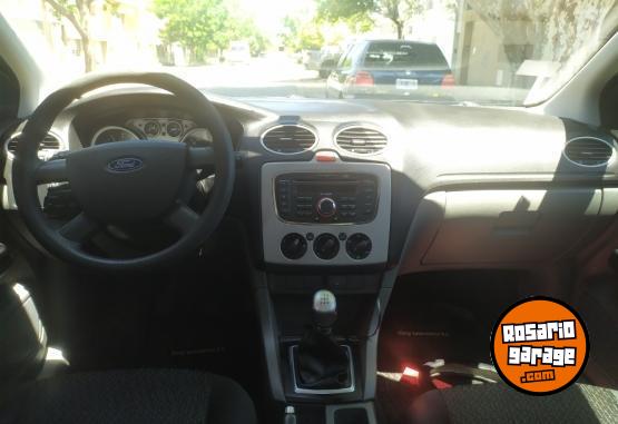 Autos - Ford Focus exe 1.6 2012 Nafta 140000Km - En Venta