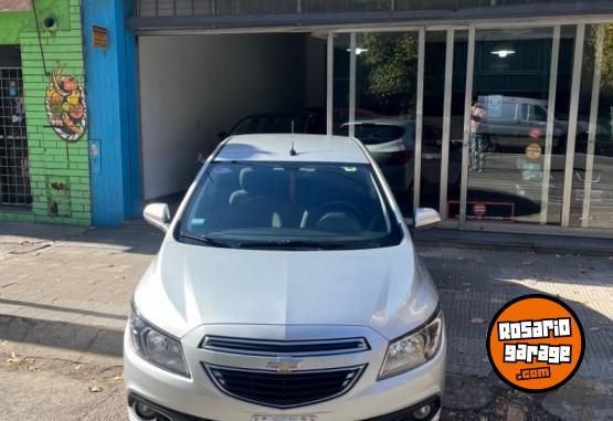 Autos - Chevrolet Onix Ltz 1.4 2015 GNC 140000Km - En Venta