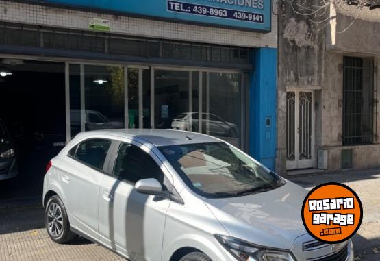 Autos - Chevrolet Onix Ltz 1.4 2015 GNC 140000Km - En Venta