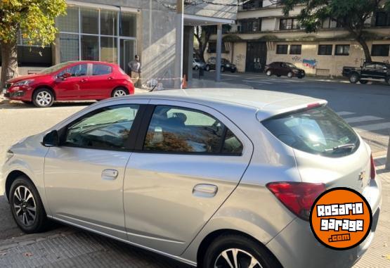 Autos - Chevrolet Onix Ltz 1.4 2015 GNC 140000Km - En Venta