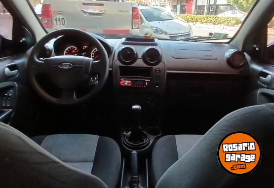 Autos - Ford Fiesta 2011 Nafta 190000Km - En Venta