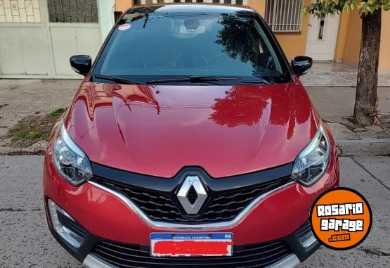 Autos - Renault CAPTUR 2018 Nafta 85000Km - En Venta