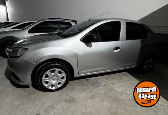 Autos - Renault Logan  AUTHENTIQUE 2017 GNC 47000Km - En Venta