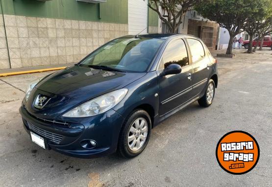 Autos - Peugeot 207 2013 Diesel 105000Km - En Venta