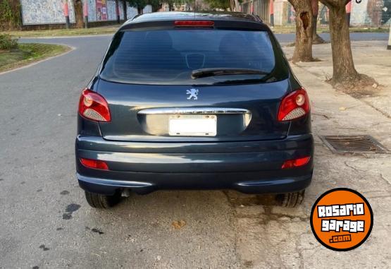 Autos - Peugeot 207 2013 Diesel 105000Km - En Venta