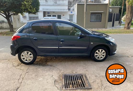 Autos - Peugeot 207 2013 Diesel 105000Km - En Venta