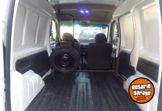 Utilitarios - Renault Kangoo 2014 GNC 100000Km - En Venta