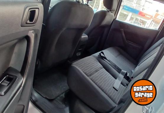 Camionetas - Ford Ranger 4x4 2012 Diesel 220000Km - En Venta