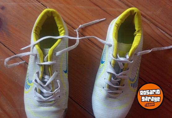 Deportes - Botines replica Nike /caa de pescar con reel y accesorios - En Venta