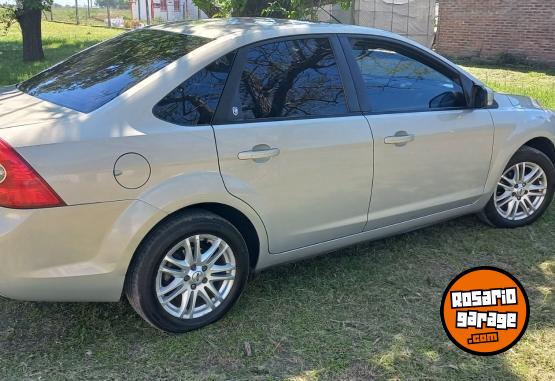 Autos - Ford Focus .gua 2010 2010 GNC 236000Km - En Venta