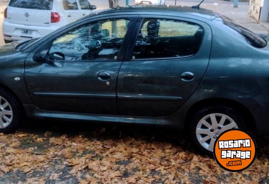 Autos - Peugeot 207 2010 Nafta 184000Km - En Venta