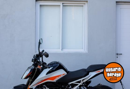 Motos - Ktm duke 390 2023 Nafta 4000Km - En Venta