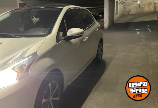 Autos - Peugeot 208 2017 Nafta 78000Km - En Venta