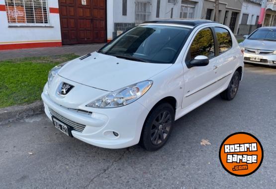 Autos - Peugeot 207 2011 Diesel 130000Km - En Venta