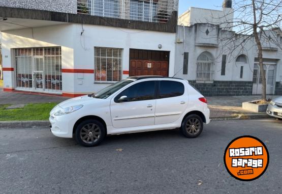 Autos - Peugeot 207 2011 Diesel 130000Km - En Venta