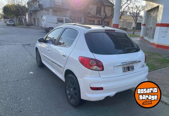 Autos - Peugeot 207 2011 Diesel 130000Km - En Venta