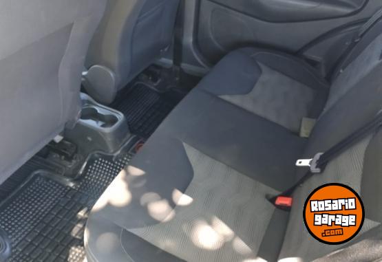 Accesorios para Autos - cubre alfombras Vapren Ford Ka Kinetic - En Venta