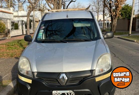 Utilitarios - Renault Kangoo 2016 GNC 183500Km - En Venta