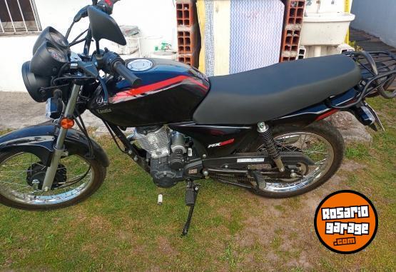 Motos - Zanella Rx 150 2023 Nafta 3900Km - En Venta