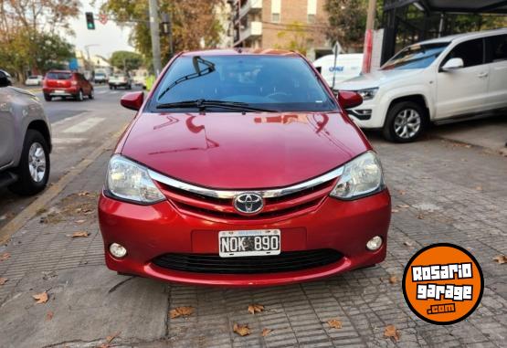 Autos - Toyota Etios xls 1.5 2014 Nafta 130000Km - En Venta