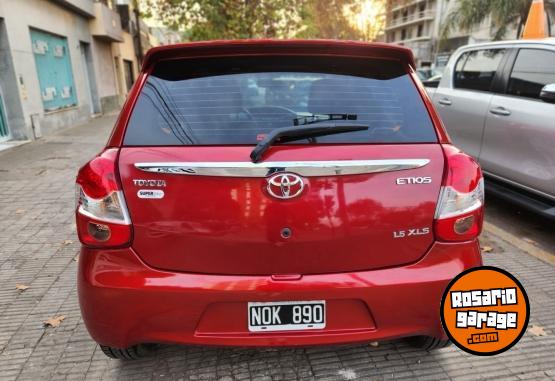 Autos - Toyota Etios xls 1.5 2014 Nafta 130000Km - En Venta