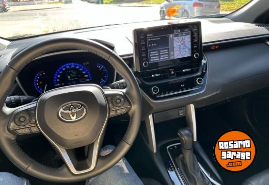 Autos - Toyota Corolla Cross 2022 Nafta 14000Km - En Venta