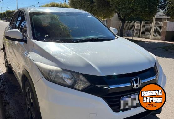 Autos - Honda HRV 2016 Nafta 141000Km - En Venta
