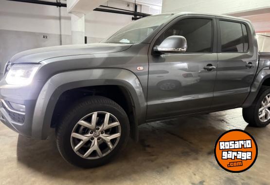 Camionetas - Volkswagen Amarok v6 highline 2022 Diesel 38000Km - En Venta