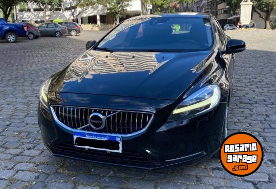 Autos - Volvo V40 t4 sedan 5 ptas inscr 2017 Nafta 133000Km - En Venta