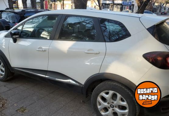 Autos - Renault Captur 2017 GNC 95000Km - En Venta